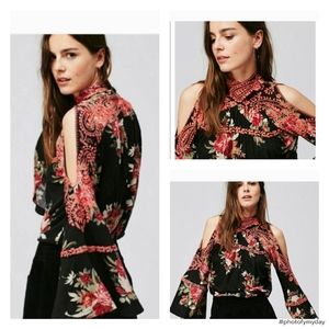 Free People BainBridge Embroidered Floral Bell Sleeve CutOut Blouse Top Size M